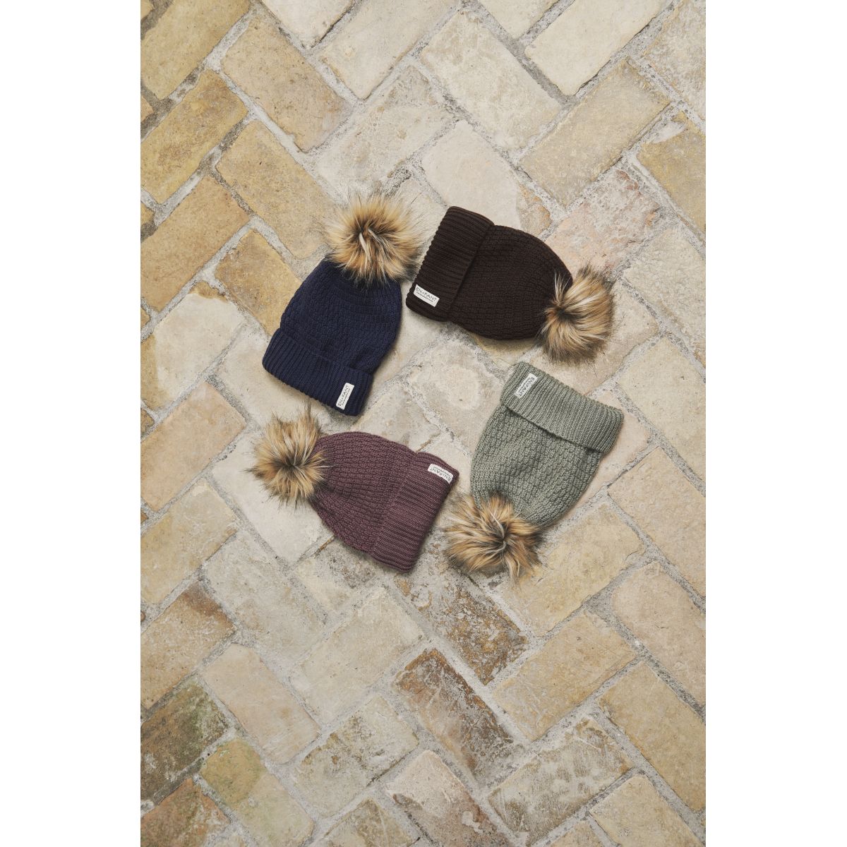 En Fant Strikket Hue m. Pels – Coffee Bean / Brun - Billede 8