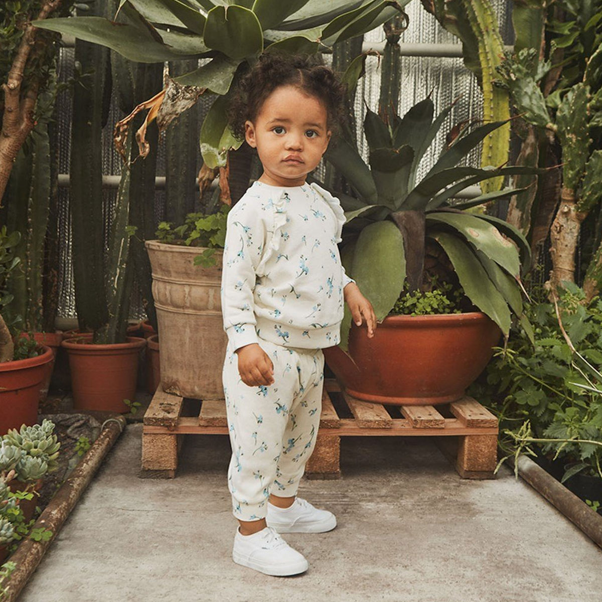 Molo Sweatbukser – Sona – Forget Me Not – Forglemmigej Blå Blomsterprint - Billede 3